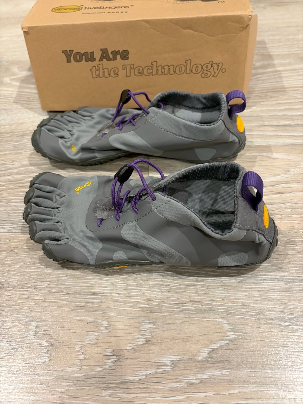 Vibram FiveFingers V-Alpha Women - Grey/Violet - Picture 3 of 10